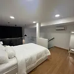 2 Guest Duplex City Center Eko Cheras Mall Kuala Lumpur Pavilion Bukit Bintang Klcc Petaling Street Central Market National Zoo Batu Caves Merdeka Square